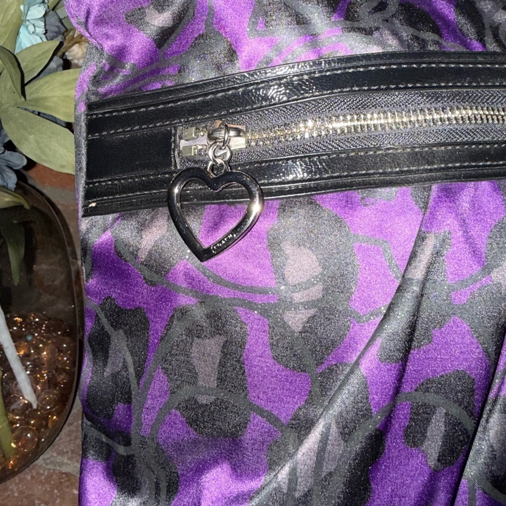 Coach Purple and Black Signature Shoulder Bag - Picture 4 of 6